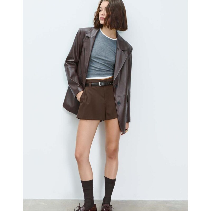 Stradivarius Fitted smart mini shorts with belt in brown 108808661