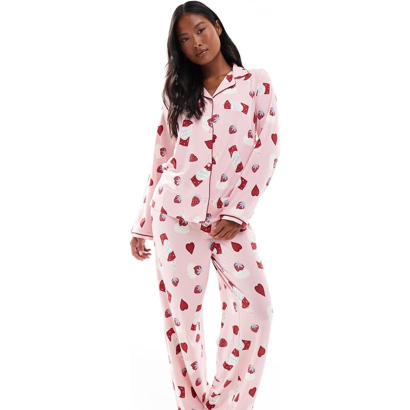 Urban Threads Petite dessert print pyjama set in pink 110062370