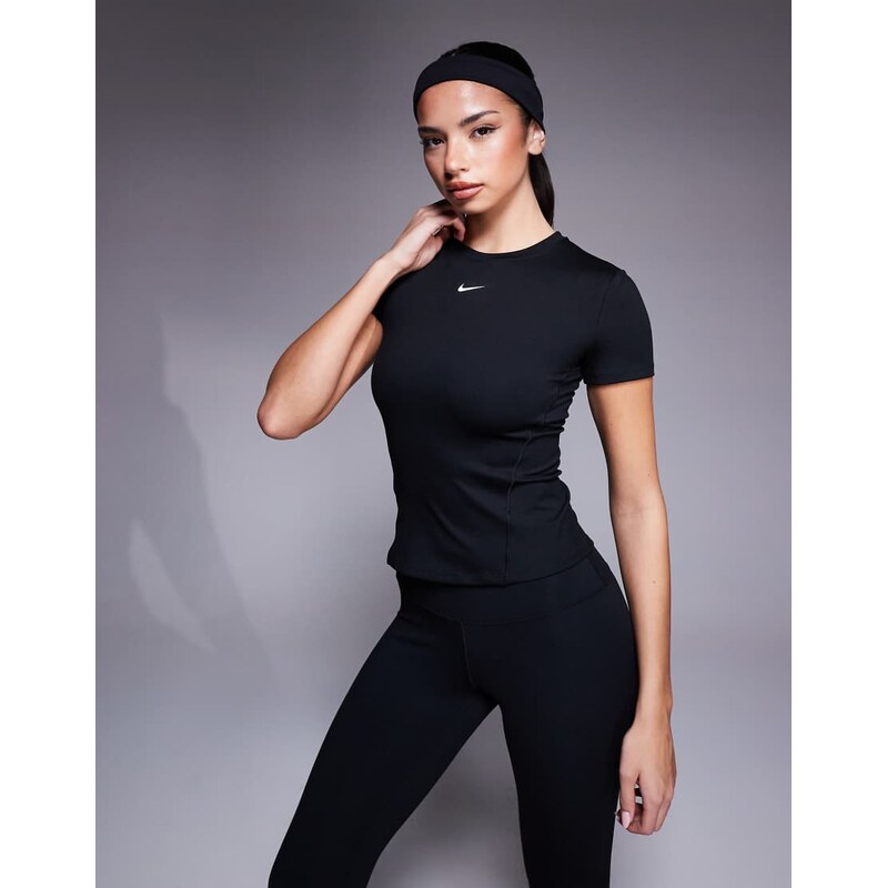 Nike Training Nike One Training fitted t-shirt in black 115715484