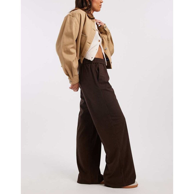 ONLY wide leg pull on cord trouser in brown