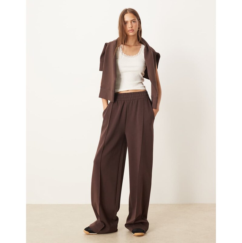ASOS DESIGN interlock wide leg trouser in chocolate-Brown