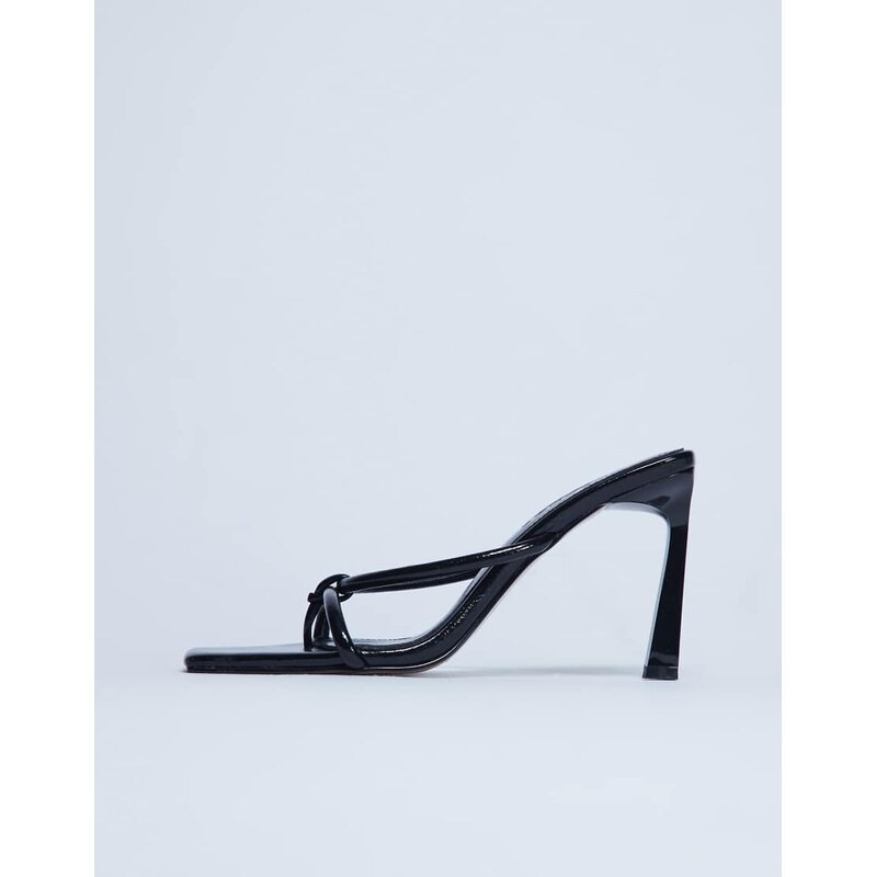 Topshop Flora strappy toe loop high heel in black 109404826