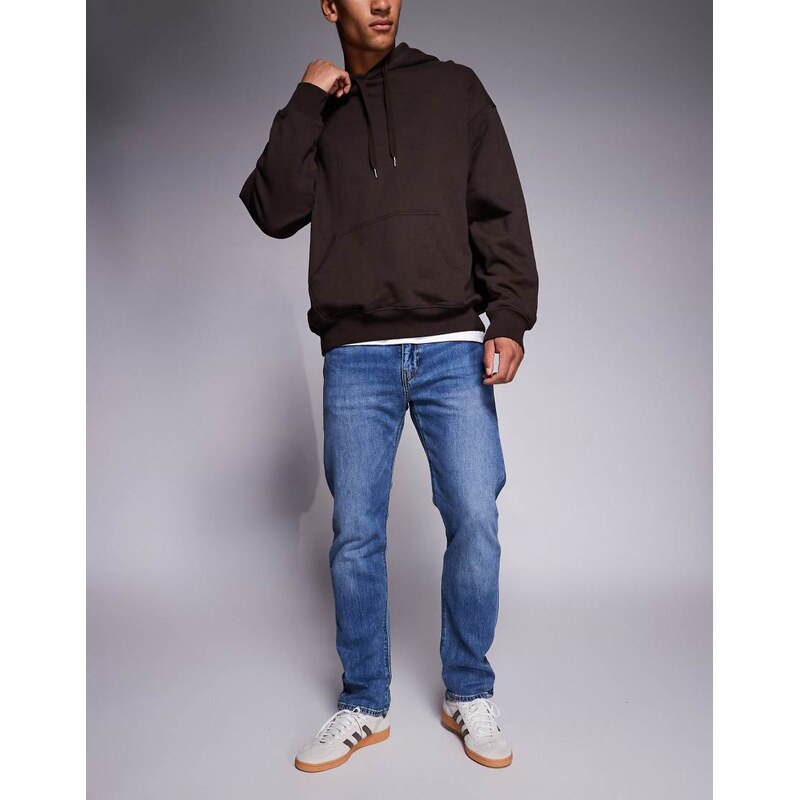 Levis 502 tapered jeans in mid wash-Blue