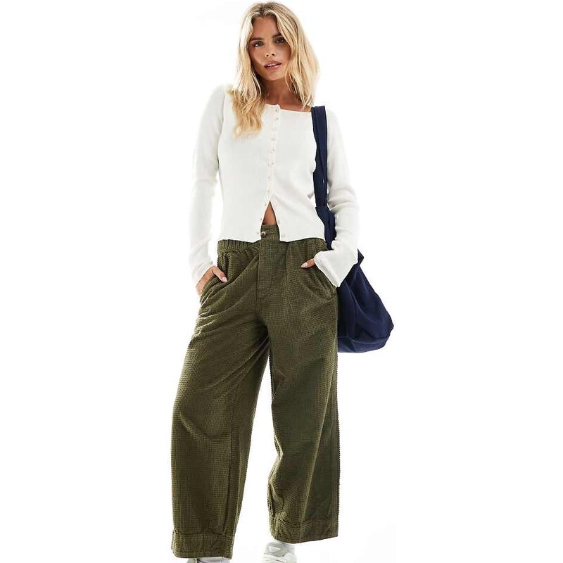 ASOS Petite ASOS DESIGN Petite barrel trousers in bubble cord in