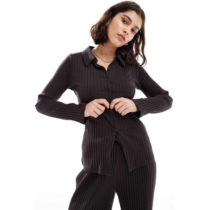 Miss Selfridge rib collar detail shirt in chocolate-Brown