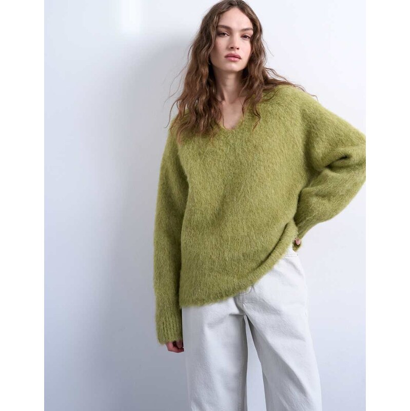 Topshop knitted premium alpaca v neck jumper in avocado-Green 108910849