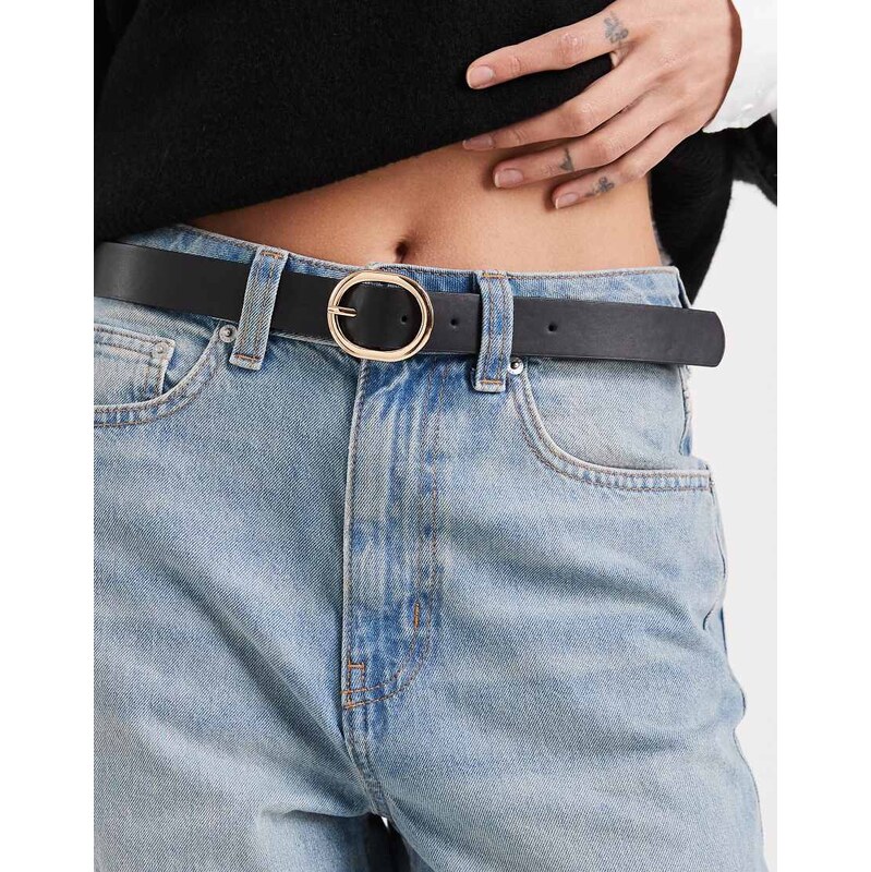 Vero Moda skinny faux leather belt with oval gold buckle in black 108935988