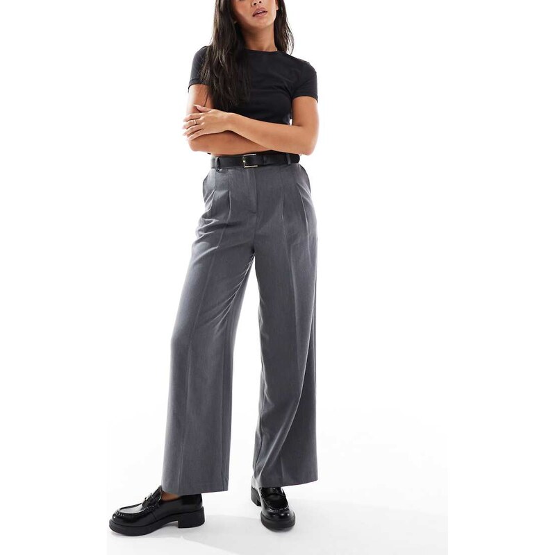 New Look belted wide leg trousers in grey