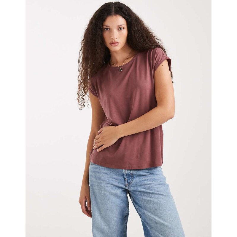 Vero Moda round neck t-shirt in rose brown-Pink