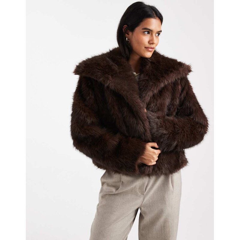 ONLY faux fur oversized collar jacket in chocolate-Brown