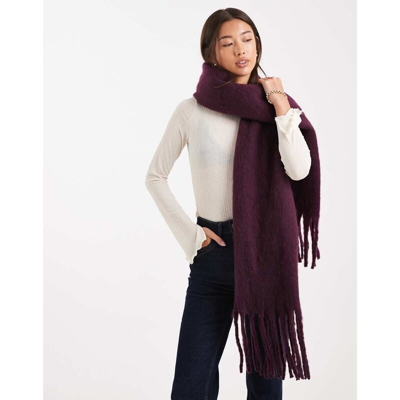 Glamorous blanket scarf in plum-Purple 108958330