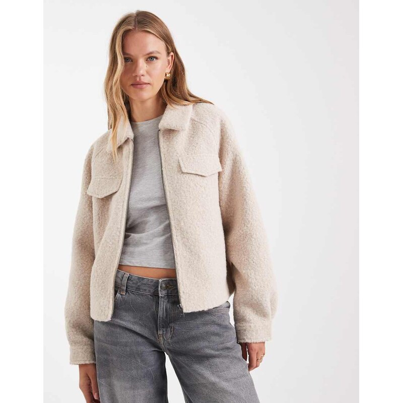 ONLY zip thorugh boucle jacket in cream-White