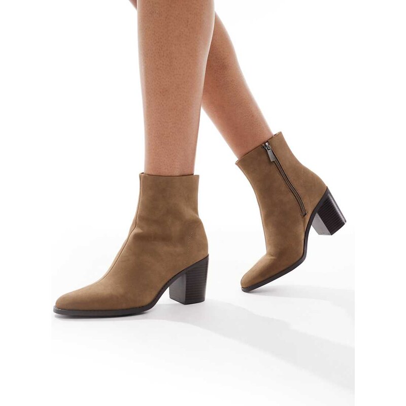 New Look block heeled boot in camel-Neutral 109125972