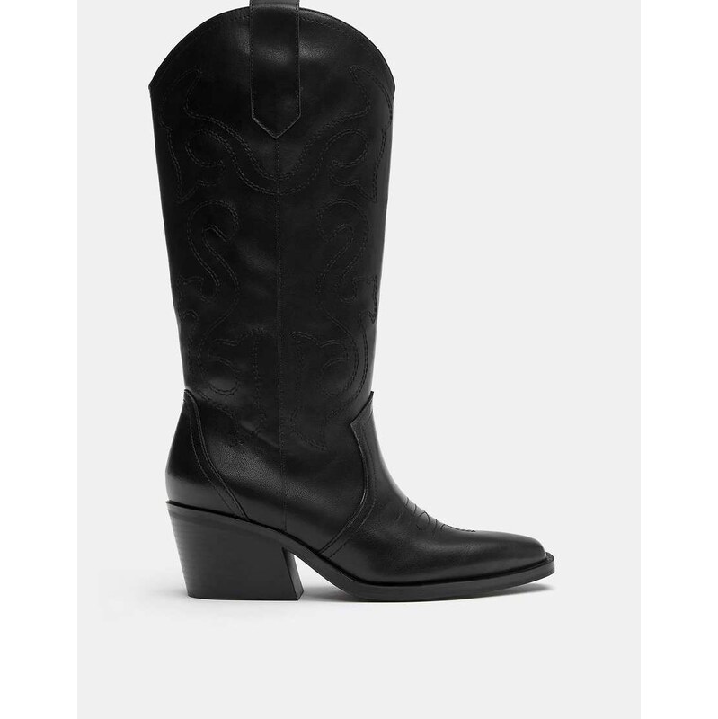 Pull&Bear Cowboy boots in black 108996087