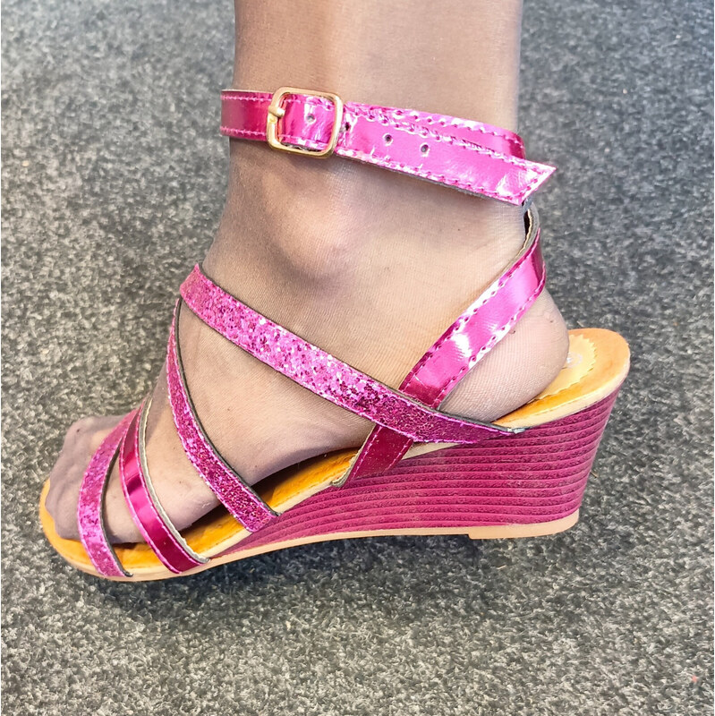 Dámské sandály Nio Nio fuchsiové - Sweet Shoes 113556013