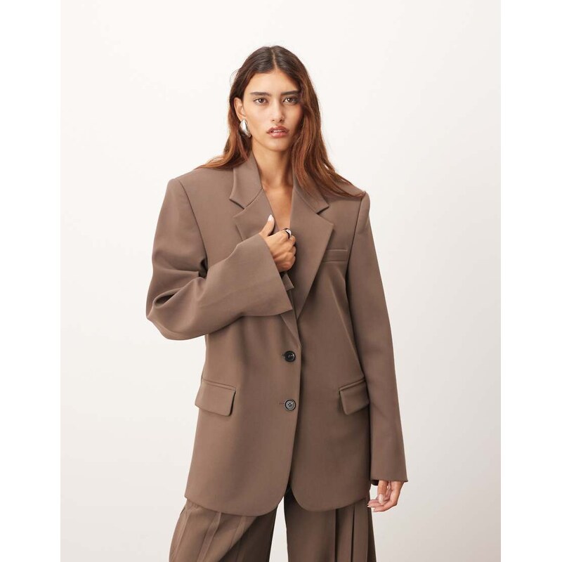 ARRANGE wool oversized single breasted blazer co-ord in chocolate 110508896
