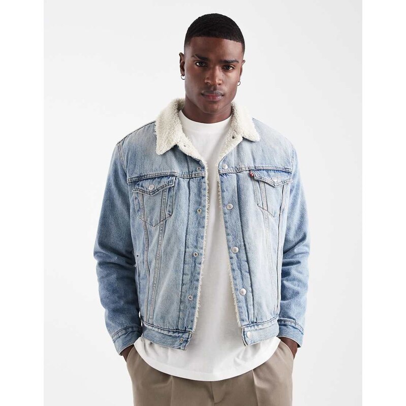Levis type 3 sherpa denim trucker jacket in light wash-Blue