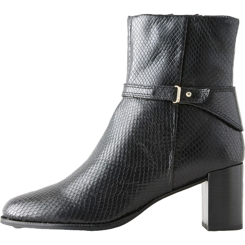Next Nízké kozačky Forever Comfort černá 109066359