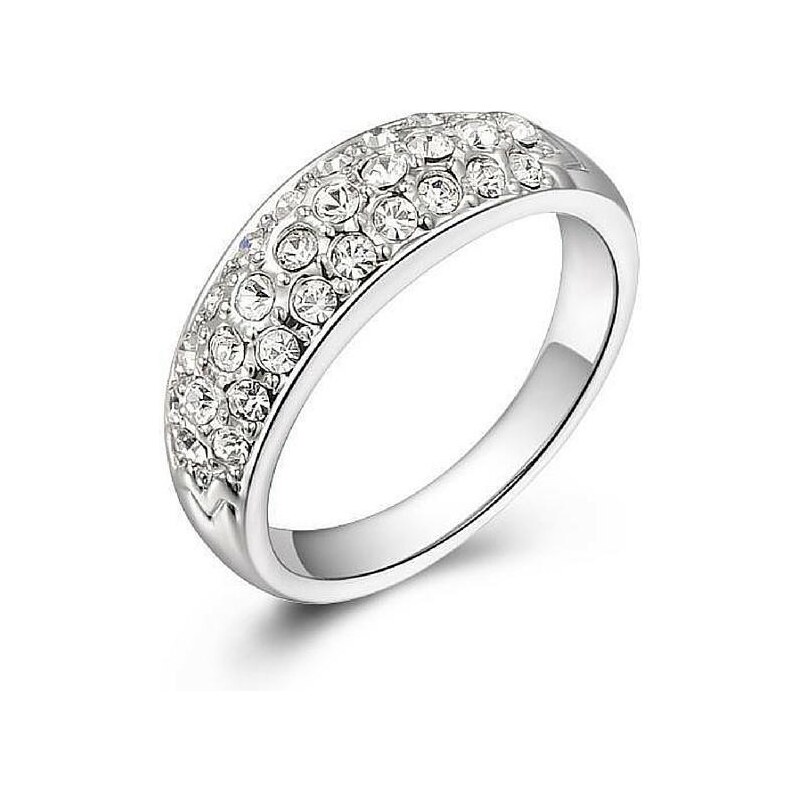 Roxi Masivní elegantní dámský prsten s řadou krystalů Velikost: 57