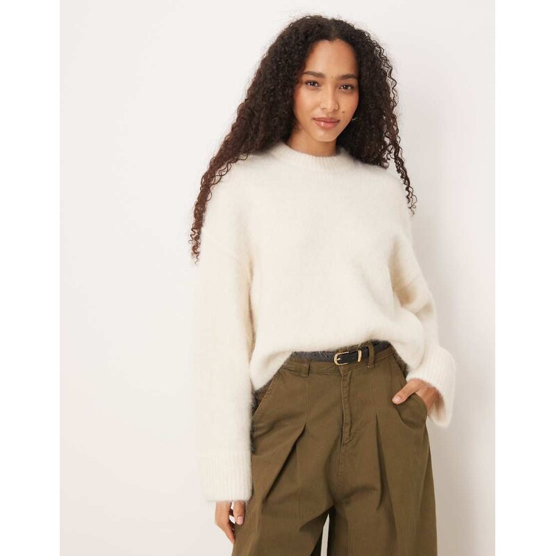 ASOS DESIGN chunky premium alpaca jumper in cream - CREAM-White