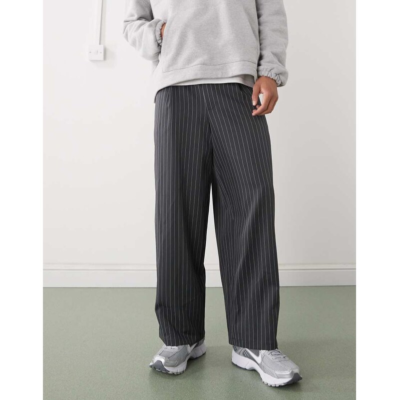 Reclaimed Vintage wide leg tailored trousers in grey pinstripe