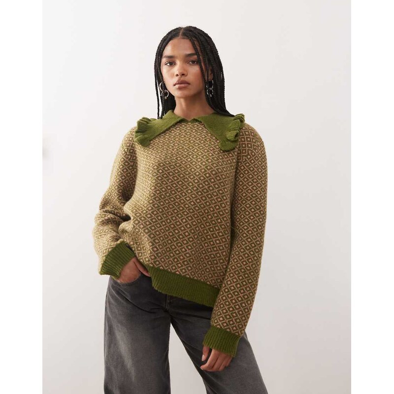 Reclaimed Vintage boxy fit knitted jumper with collar in green and 111274100