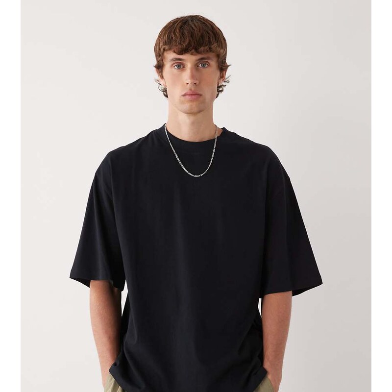 COLLUSION Oversized skater fit t-shirt in black