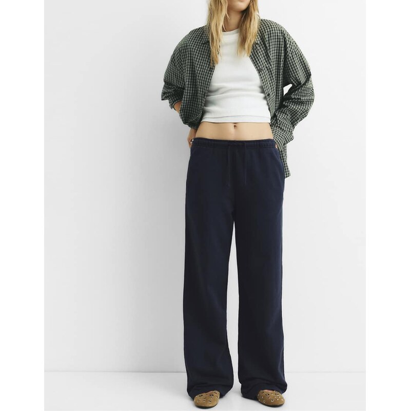 Pull&Bear Flowy tracksuit bottoms in navy 109149492