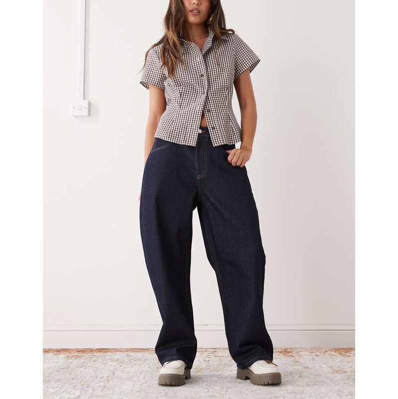 Reclaimed Vintage barrel leg denim jean in indigo-Blue