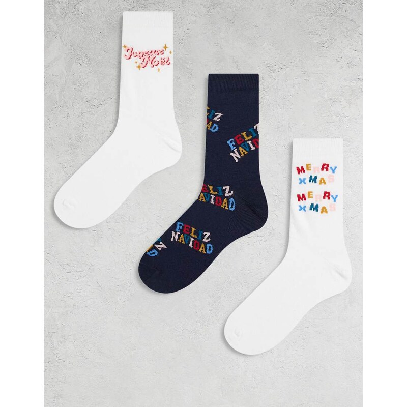 ASOS DESIGN Christmas 3 pack socks with Feliz Navidad graphic in