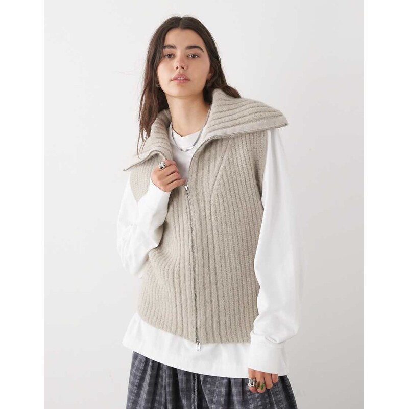 Weekday premium wool blend chunky knit zip through vest in beige 109125959