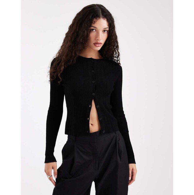 COLLUSION fine gauge knitted cardi in black-No colour