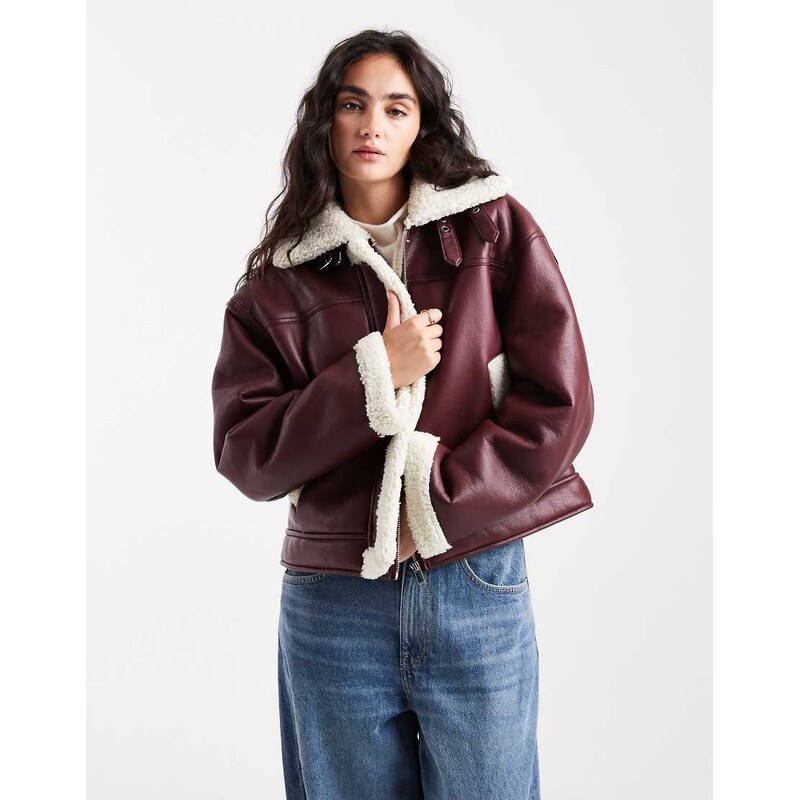 Pieces leather look and borg mix short jacket in burgundy-Red