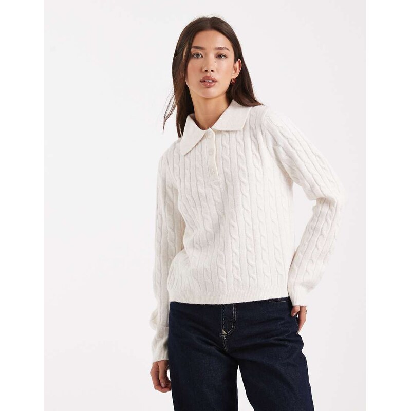 New Look cable knit polo jumper in cream-White
