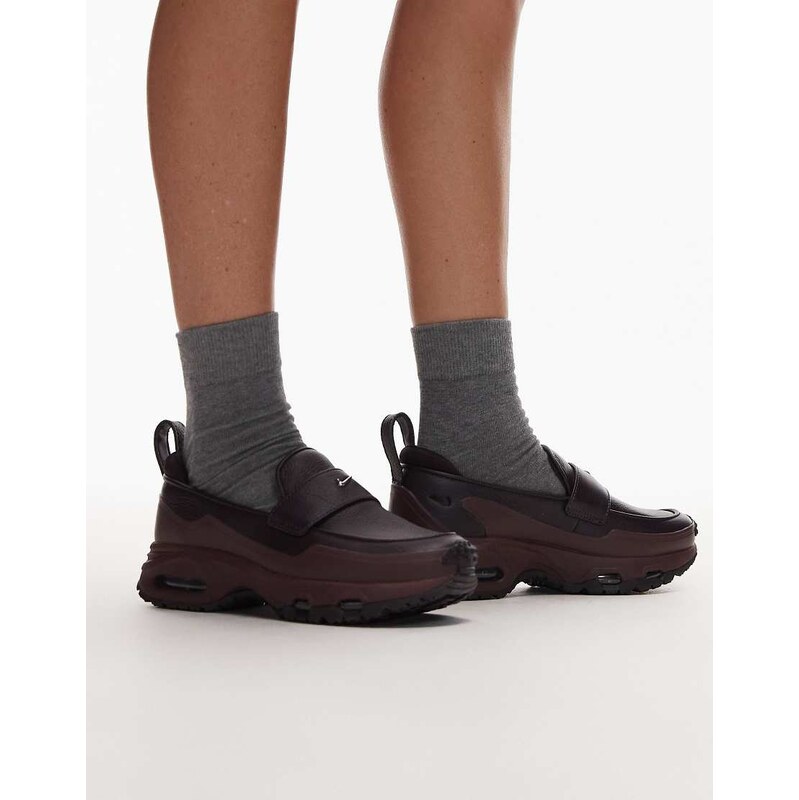 Nike Air Max Phenomena loafer in burgundy-Red