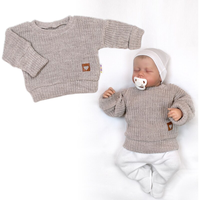 Baby Nellys Rostoucí oversize pletený svetřík pro miminko, béžový 99058940