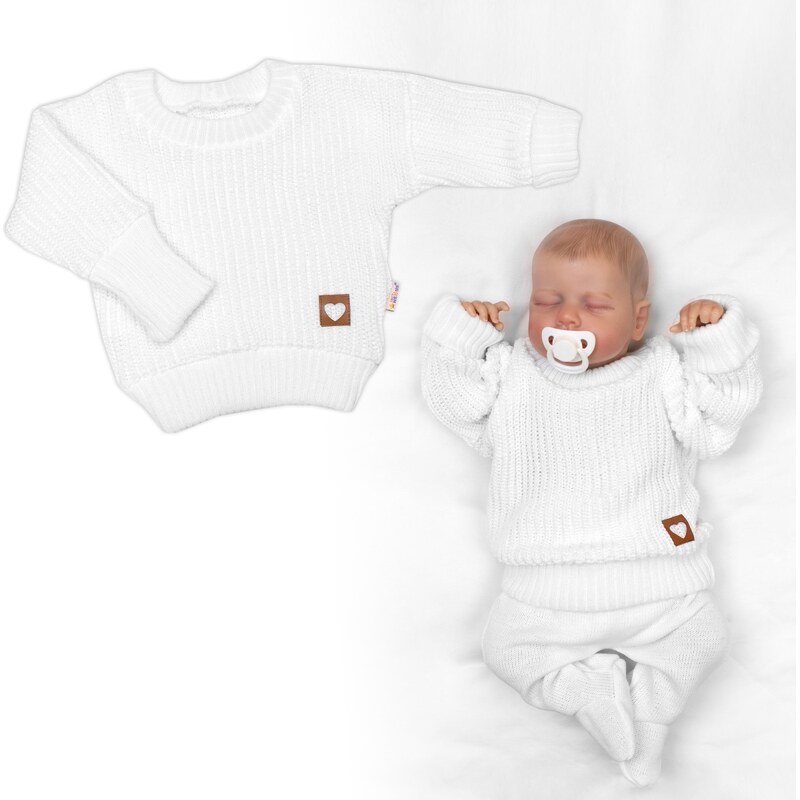 Baby Nellys Rostoucí oversize pletený svetřík pro miminko, bílé 99059929
