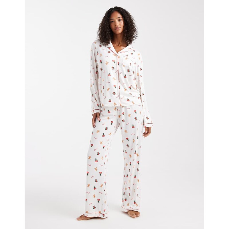 Loungeable Christmas super soft jersey revere top and wide leg pyjama 109436670