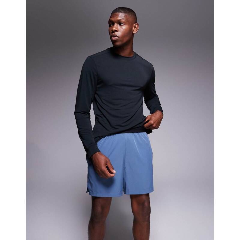 4505 5 running short with elastic waist and zip phone pocket in chalk 115723127
