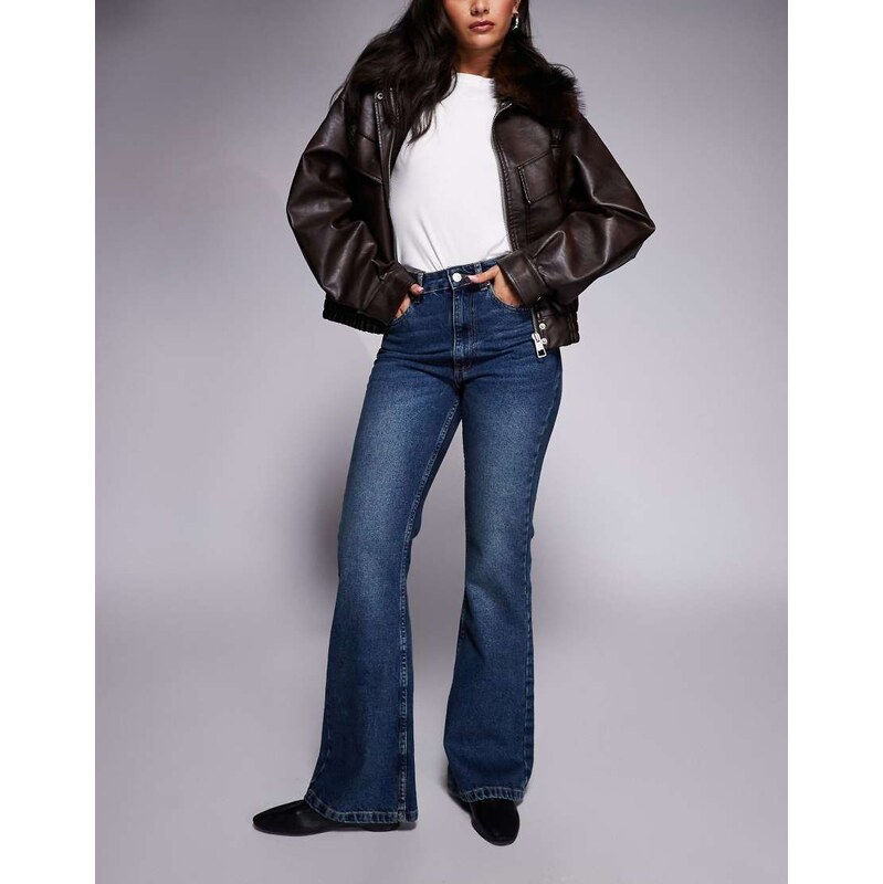 ASOS DESIGN 90s flare jean in dark vintage wash-Blue