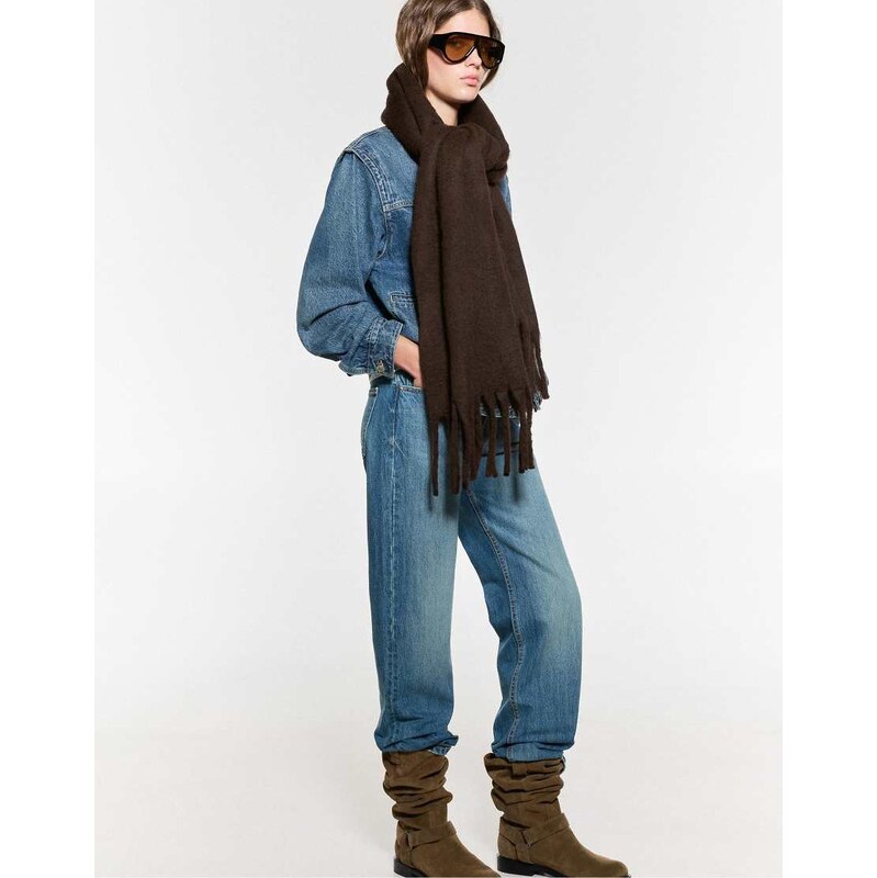 Pull&Bear Mohair-look scarf in brown