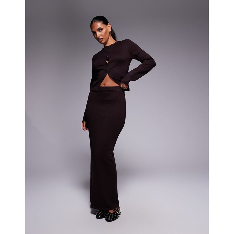 Kaiia exclusive knitted maxi skirt co-ord chocolate-Brown