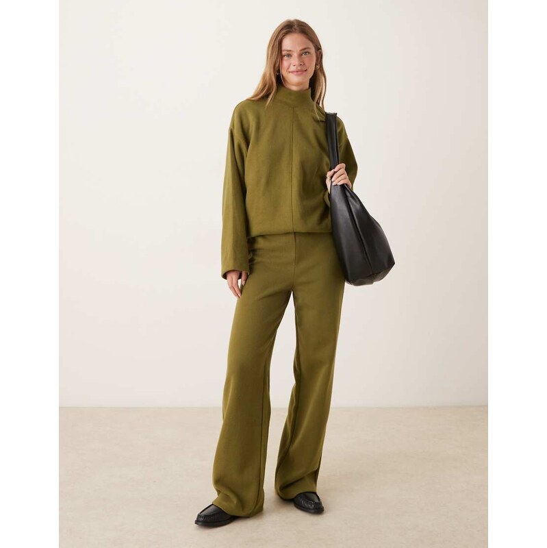 ASOS DESIGN Supersoft co-ord wide leg jogger in khaki-Green