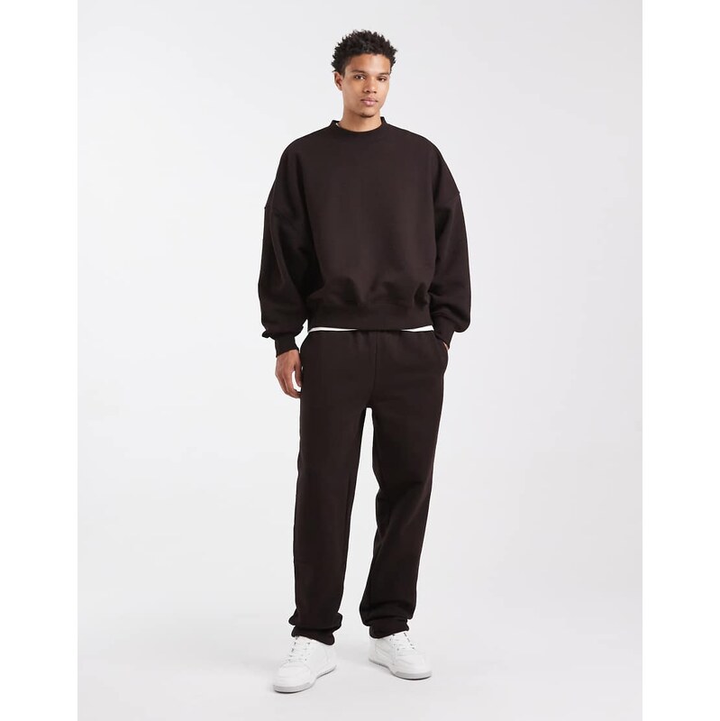 ASOS DESIGN premium heavyweight straight leg jogger in 400gsm
