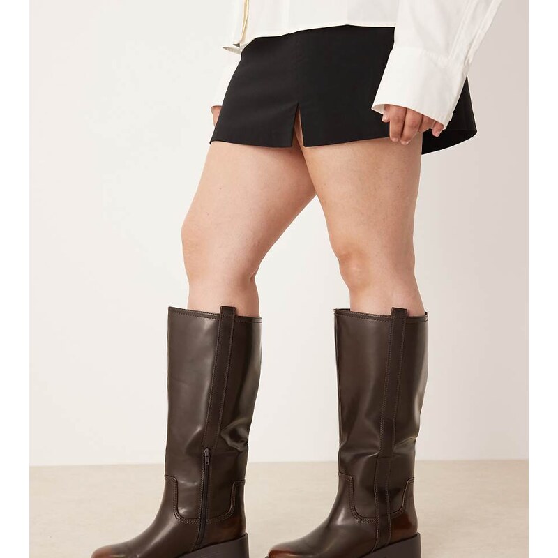 ASOS DESIGN Curve Conan pull on chunky boots in chocolate-Brown 110272503