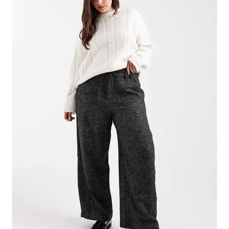 ASOS Curve ASOS DESIGN Curve barrel leg trousers with seam detail in 115512604