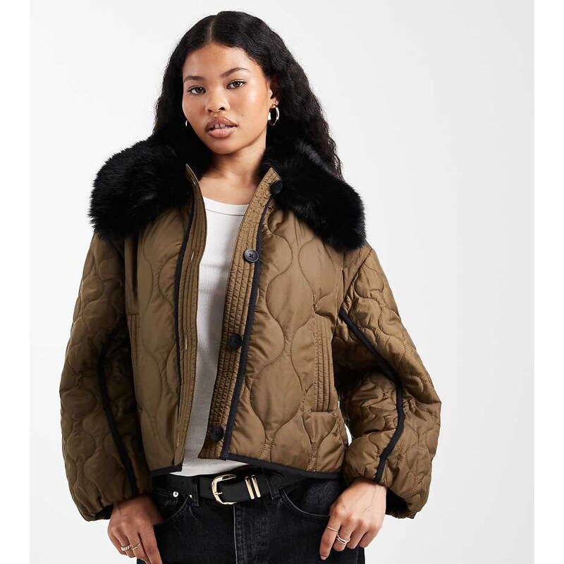 ASOS Petite ASOS DESIGN Petite quilted hybrid borg collarless jacket 109336724