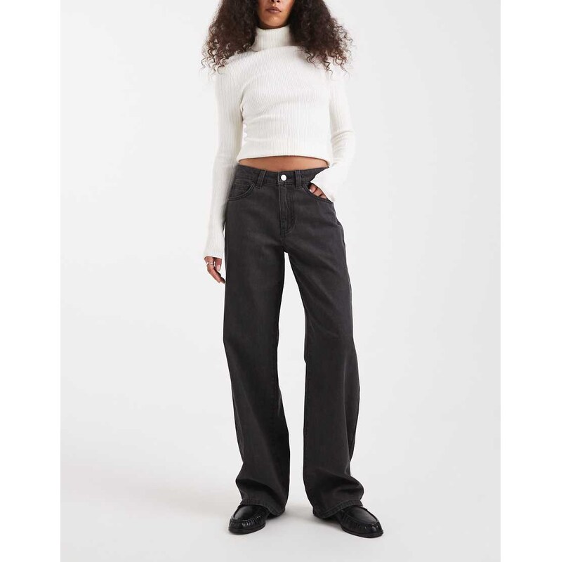 Vero Moda Kirsa mid rise straight leg jeans in medium grey wash 115515269