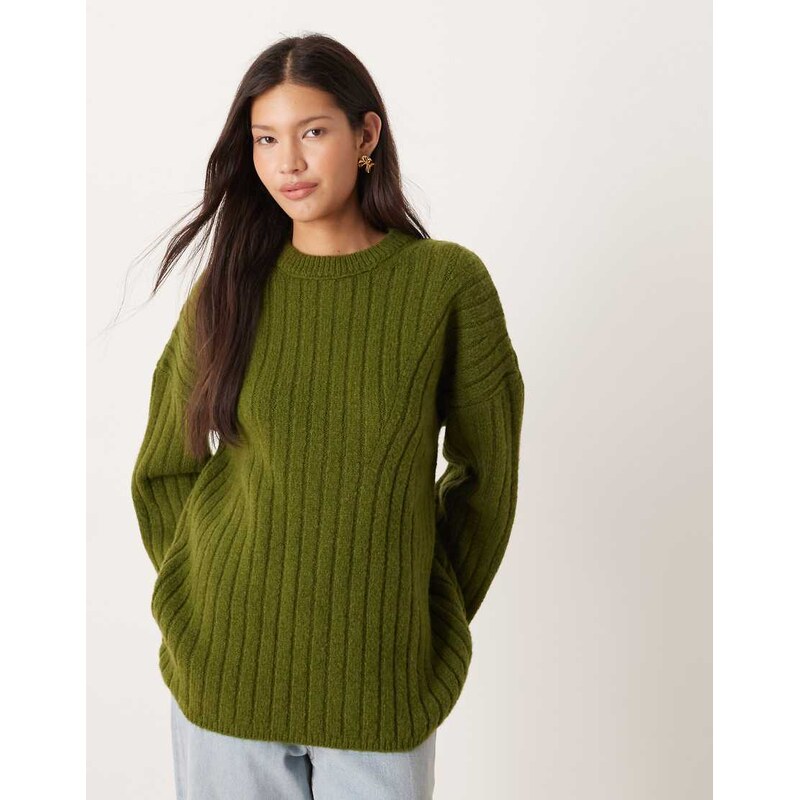 ASOS DESIGN longline crew neck jumper in rib in olive-Green