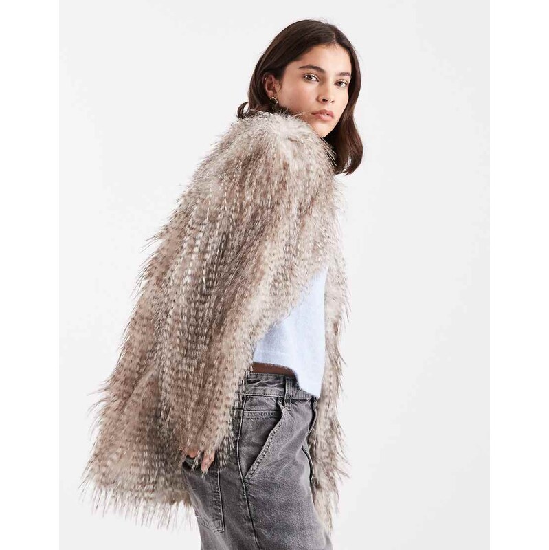 New Look faux fur coat in white